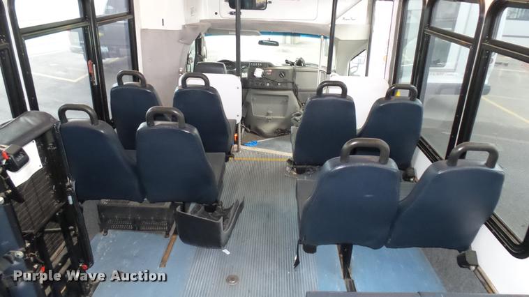 image for item L2390 2010 Ford E450 Super Duty shuttle bus