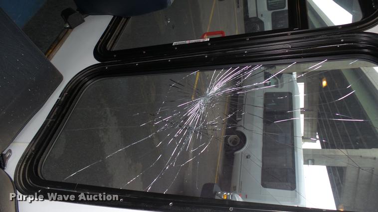 image for item L2390 2010 Ford E450 Super Duty shuttle bus