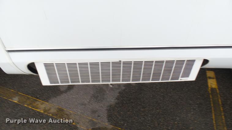 image for item L2390 2010 Ford E450 Super Duty shuttle bus