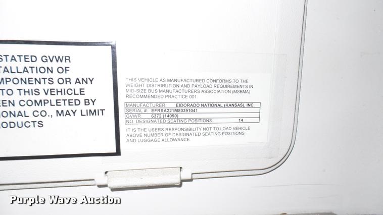 image for item L2395 2008 Ford Econoline E450 Super Duty shuttle bus