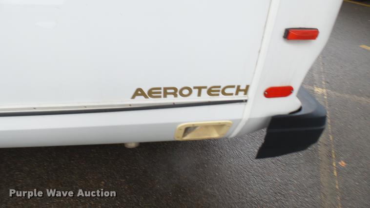 image for item L2395 2008 Ford Econoline E450 Super Duty shuttle bus