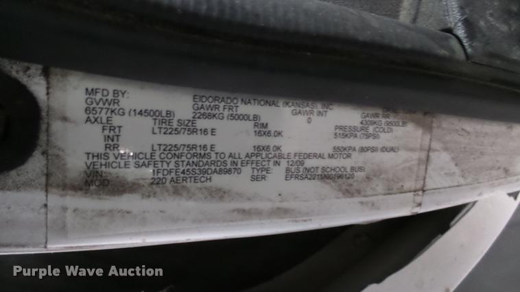 image for item L2397 2009 Ford E450 Super Duty shuttle bus