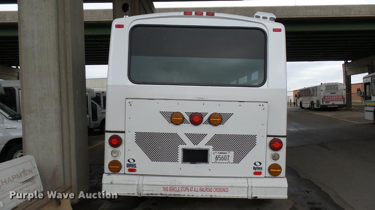 image for item L2400 2006 Optima LFB-29 transit bus