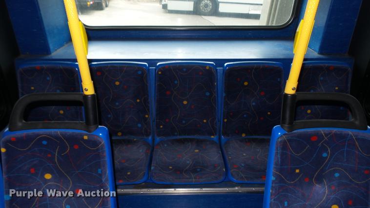 image for item L2400 2006 Optima LFB-29 transit bus