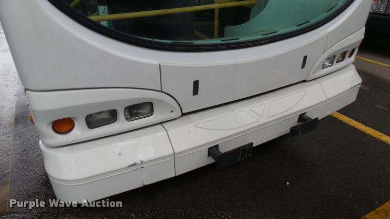 image for item L2400 2006 Optima LFB-29 transit bus