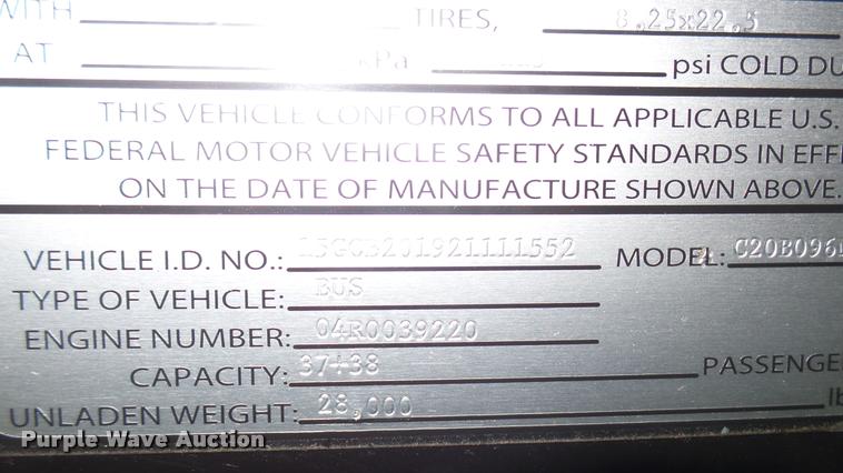 image for item L2401 2002 Gillig C20B096N4 transit bus