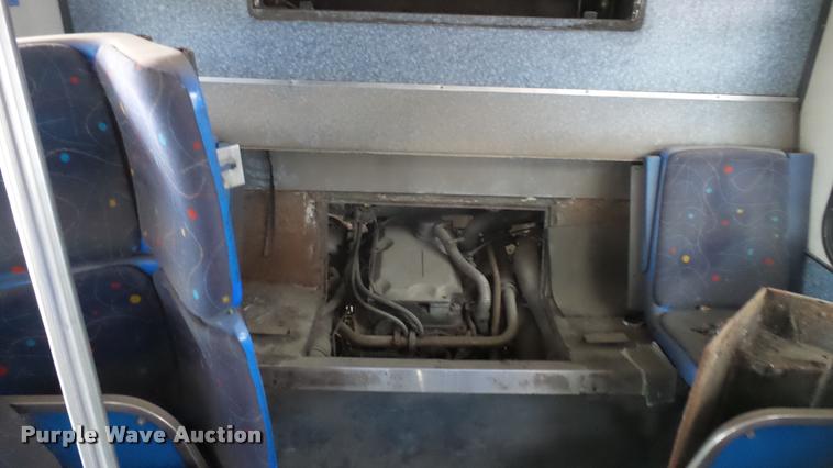 image for item L2403 2002 Gillig C20B096N4 transit bus