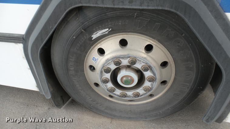 image for item L2403 2002 Gillig C20B096N4 transit bus