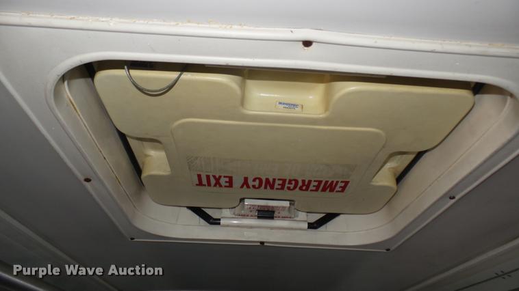 image for item L2404 2002 Gillig C20B096N4 transit bus