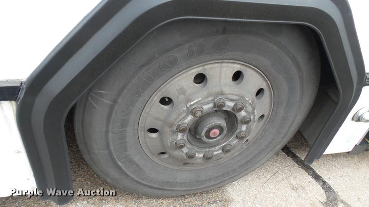 image for item L2404 2002 Gillig C20B096N4 transit bus