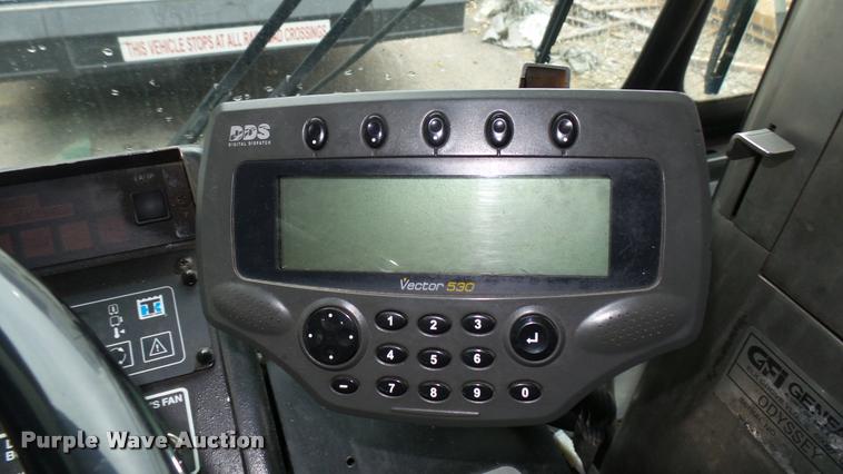 image for item L2405 2002 Gillig C20B096N4 transit bus