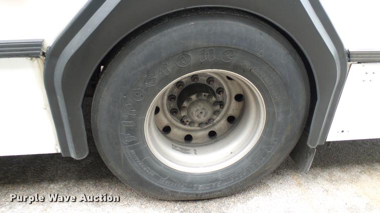 image for item L2405 2002 Gillig C20B096N4 transit bus