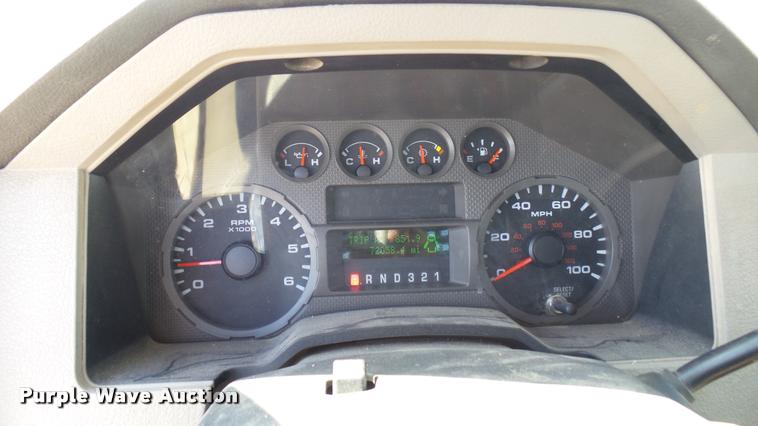 image for item L2407 2008 Ford F250 Super Duty XL pickup truck