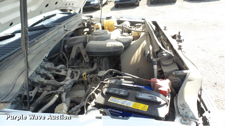 image for item L2407 2008 Ford F250 Super Duty XL pickup truck