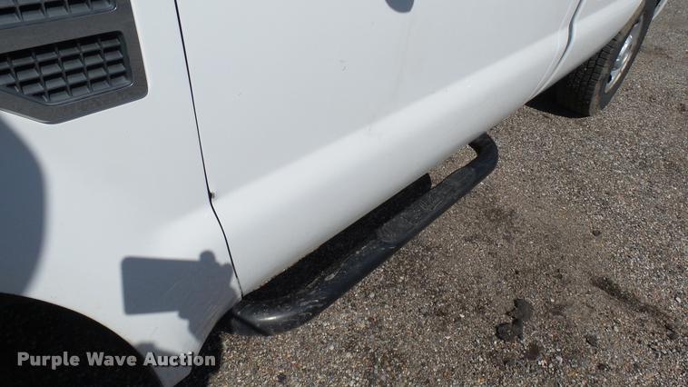 image for item L2407 2008 Ford F250 Super Duty XL pickup truck