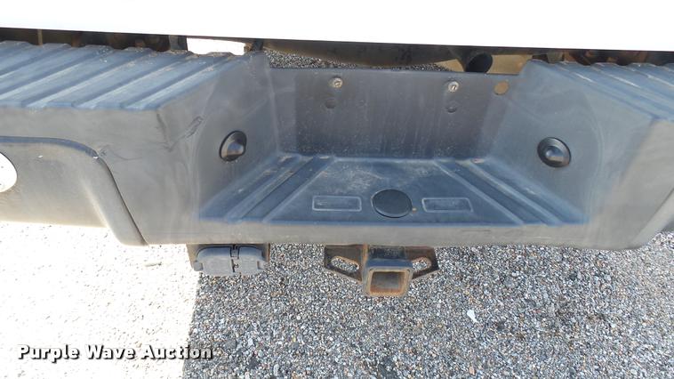 image for item L2407 2008 Ford F250 Super Duty XL pickup truck