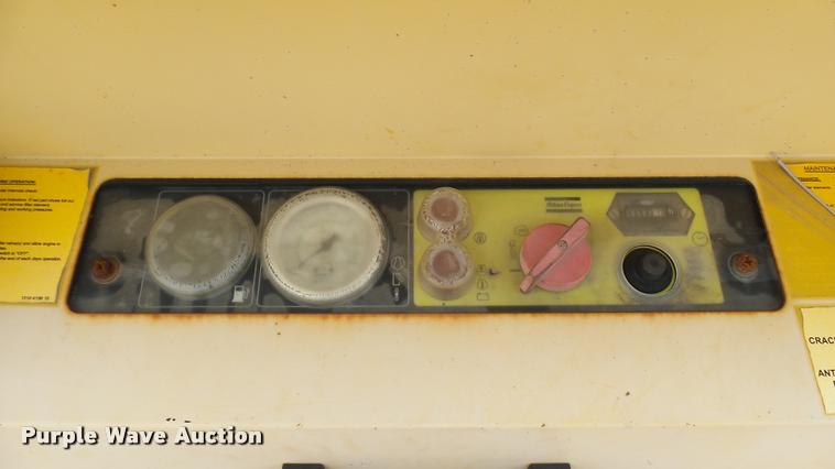 image for item L2423 2007 Atlas Copco air compressor