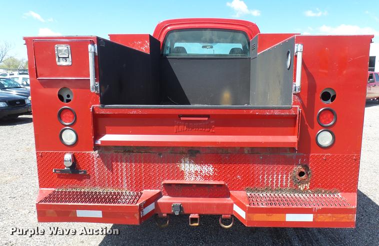 image for item L2450 2008 Chevrolet C5500 utility truck