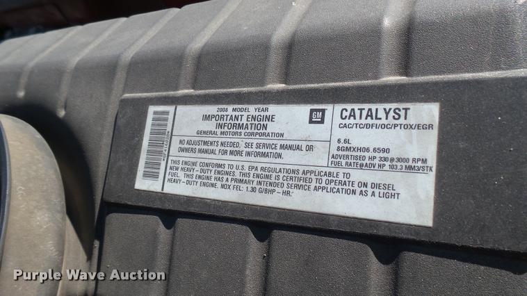 image for item L2450 2008 Chevrolet C5500 utility truck