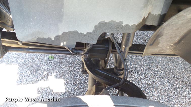 image for item L2450 2008 Chevrolet C5500 utility truck