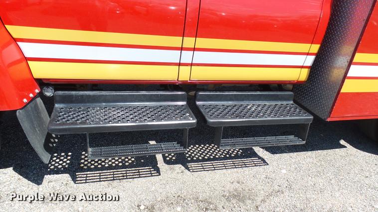 image for item L2450 2008 Chevrolet C5500 utility truck