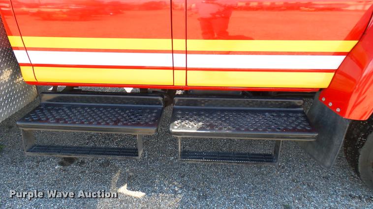 image for item L2450 2008 Chevrolet C5500 utility truck