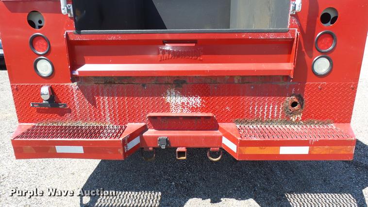 image for item L2450 2008 Chevrolet C5500 utility truck