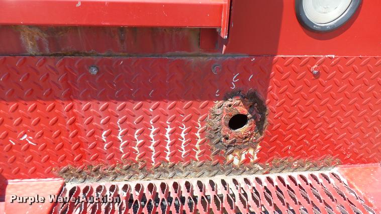 image for item L2450 2008 Chevrolet C5500 utility truck