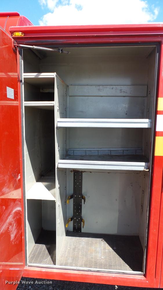 image for item L2450 2008 Chevrolet C5500 utility truck