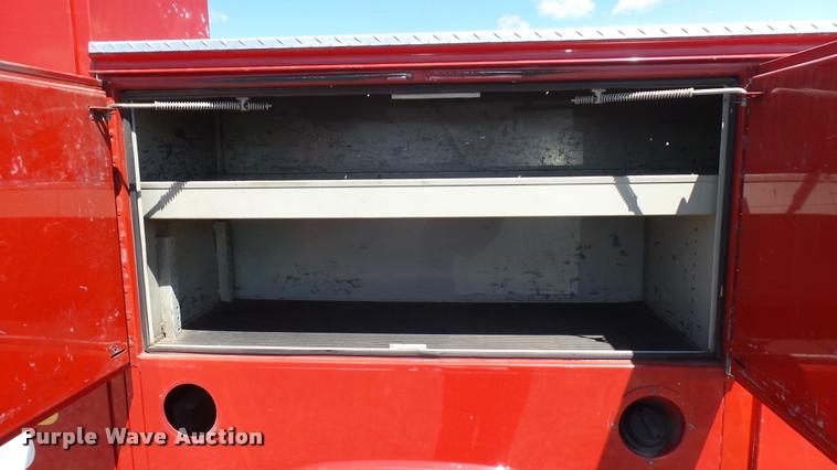 image for item L2450 2008 Chevrolet C5500 utility truck