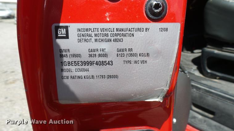 image for item L2451 2009 Chevrolet C5500 utility truck