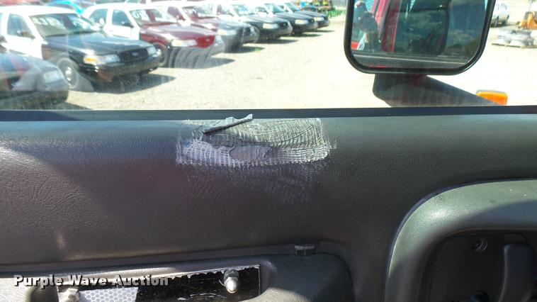 image for item L2451 2009 Chevrolet C5500 utility truck