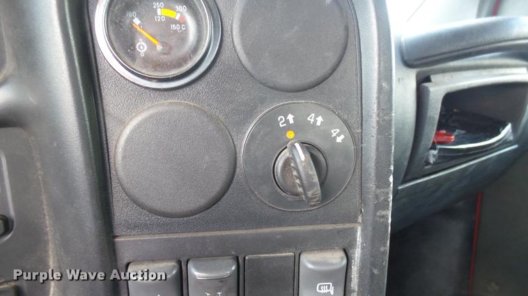 image for item L2451 2009 Chevrolet C5500 utility truck