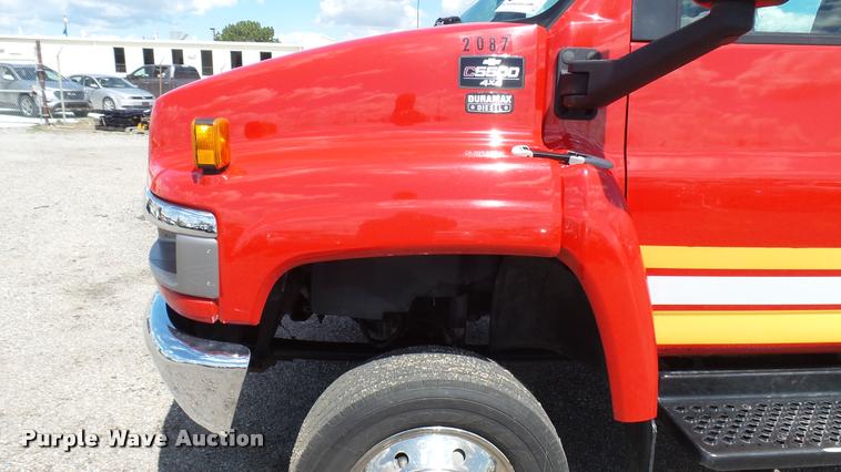 image for item L2451 2009 Chevrolet C5500 utility truck