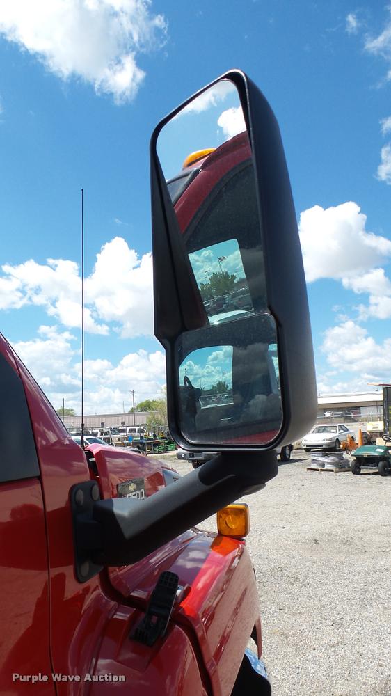 image for item L2451 2009 Chevrolet C5500 utility truck