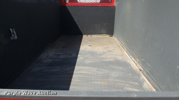 image for item L2451 2009 Chevrolet C5500 utility truck