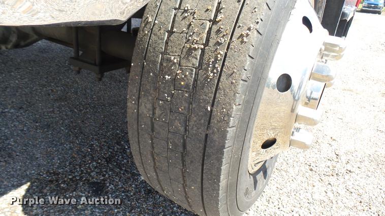 image for item L2451 2009 Chevrolet C5500 utility truck