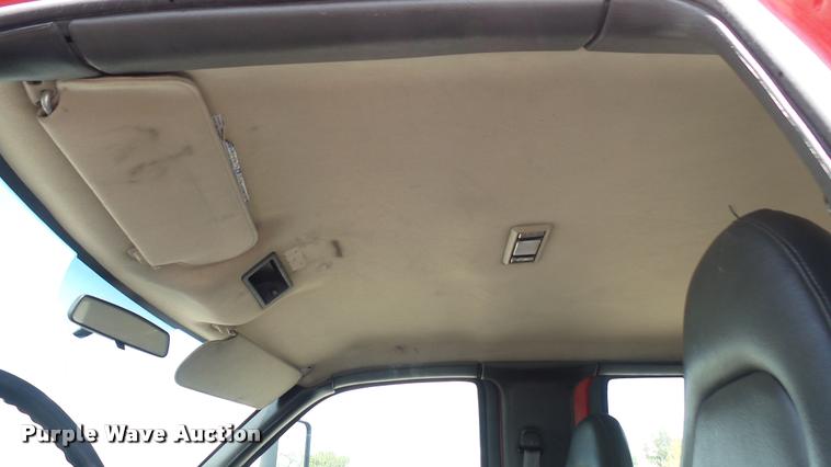 image for item L2452 2009 Chevrolet C5500 utility truck