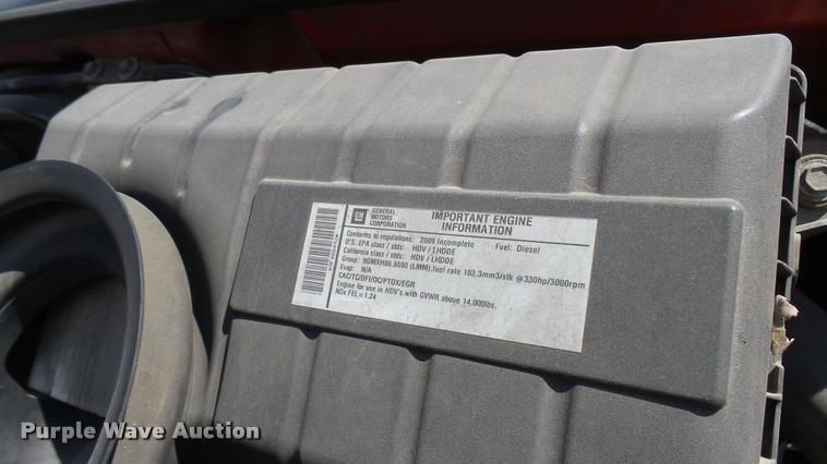 image for item L2452 2009 Chevrolet C5500 utility truck