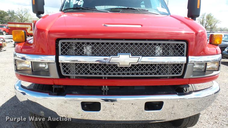 image for item L2452 2009 Chevrolet C5500 utility truck