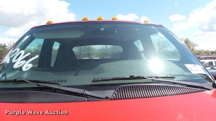 image for item L2452 2009 Chevrolet C5500 utility truck