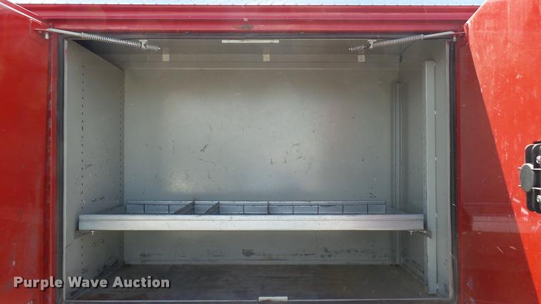 image for item L2452 2009 Chevrolet C5500 utility truck