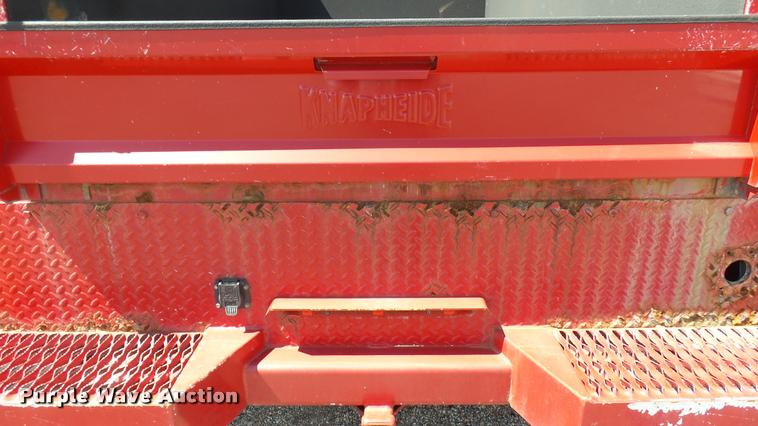 image for item L2452 2009 Chevrolet C5500 utility truck