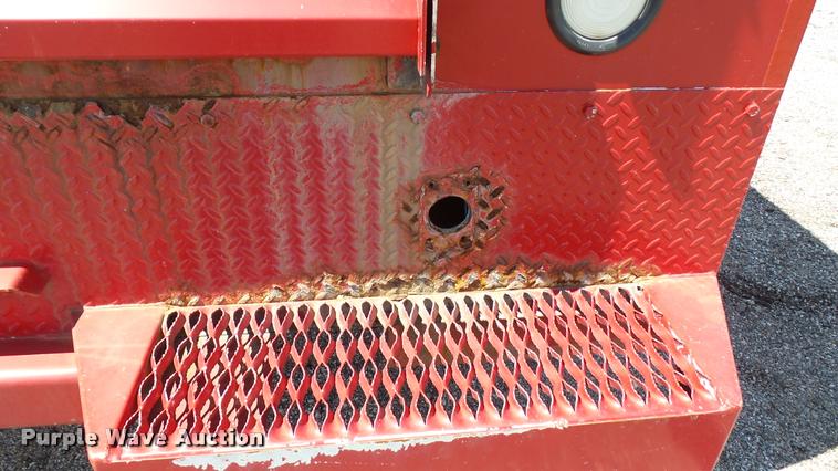 image for item L2452 2009 Chevrolet C5500 utility truck