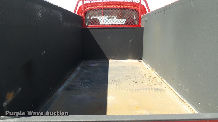 image for item L2452 2009 Chevrolet C5500 utility truck