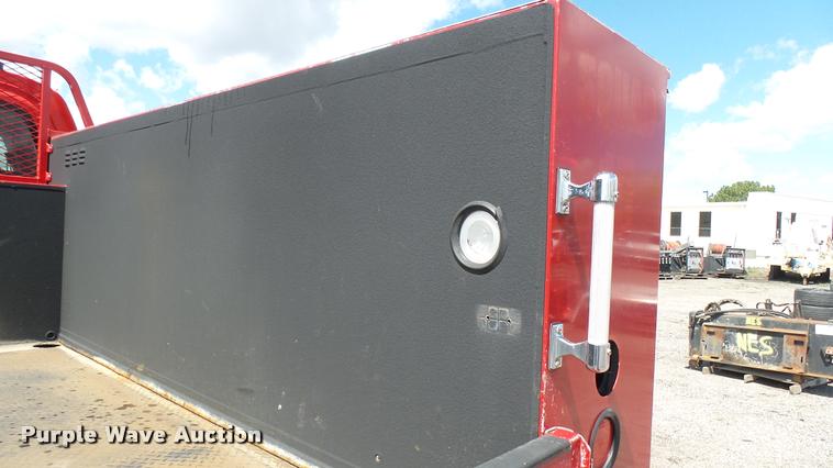 image for item L2452 2009 Chevrolet C5500 utility truck