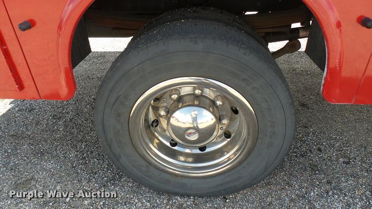 image for item L2452 2009 Chevrolet C5500 utility truck