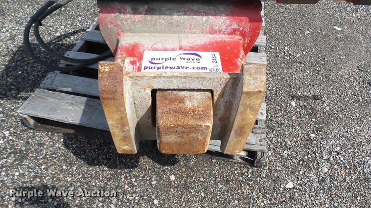 image for item L2454 Cyclone concrete breaker