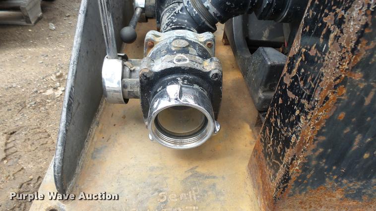 image for item L2456 Slide-in fire apparatus