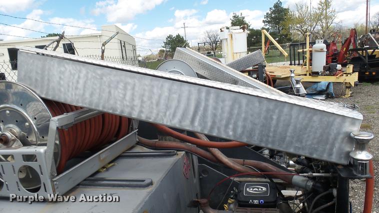 image for item L2456 Slide-in fire apparatus